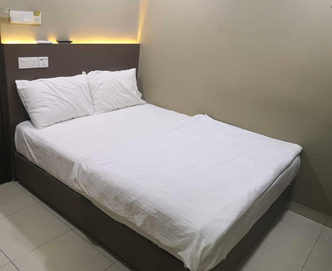 Tropika Garden Hotel Kulai Johor Bahru Ngoại thất bức ảnh