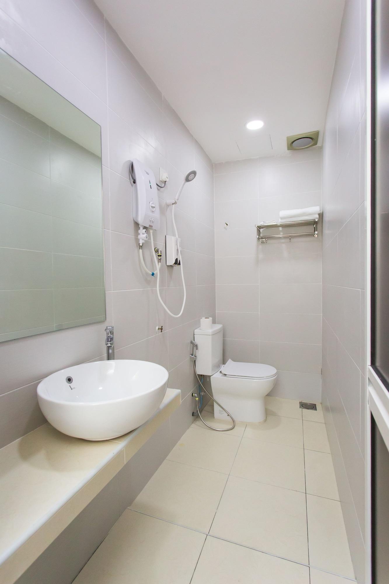 Tropika Garden Hotel Kulai Johor Bahru Ngoại thất bức ảnh